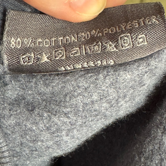 NWT - Taylor Swift Eras Tour Exclusive Sweatshirt - Picture 8 of 8